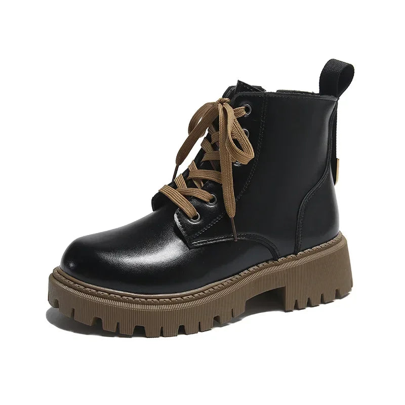 Maßgeschneiderte und bequeme orthopädische Stiefel