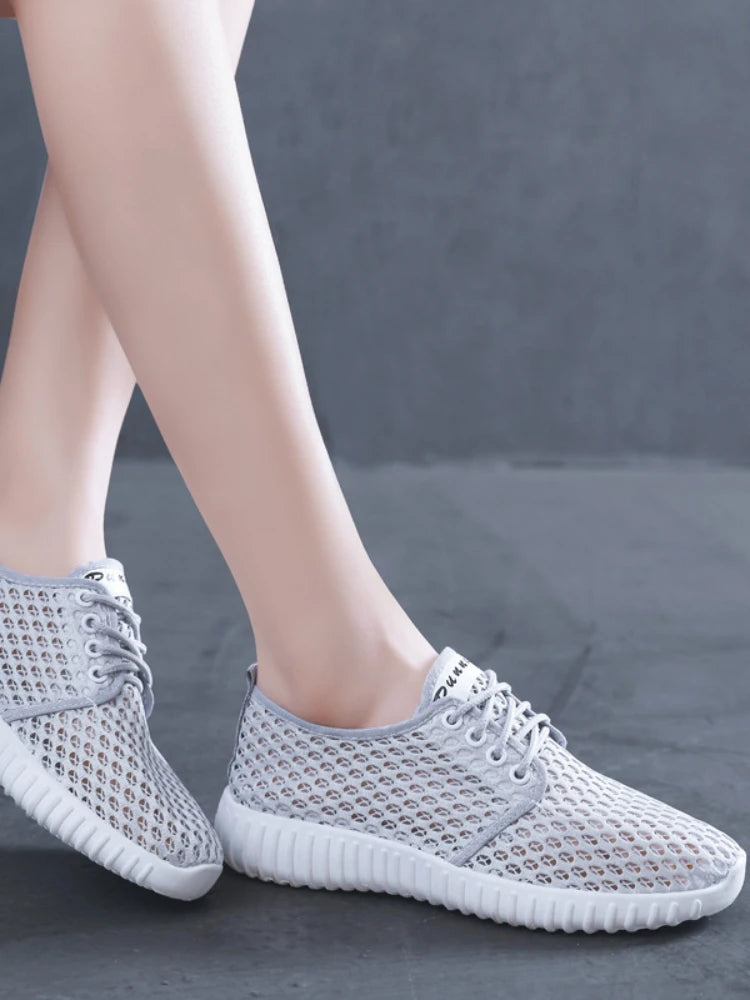 Bequeme und modische orthopädische Turnschuhe