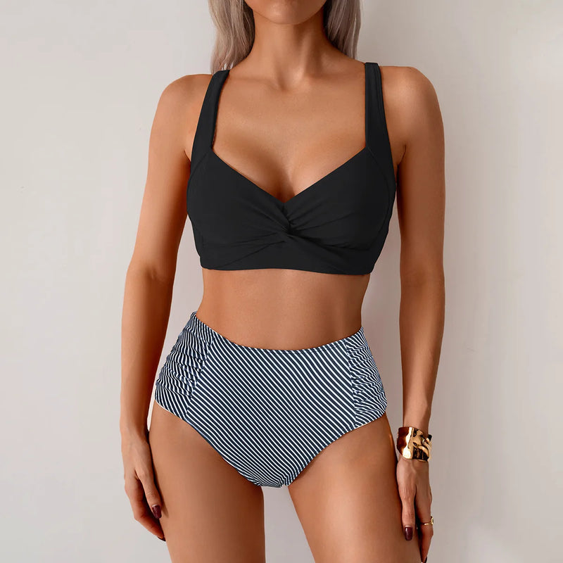 Fließend und fabelhaft Bikini