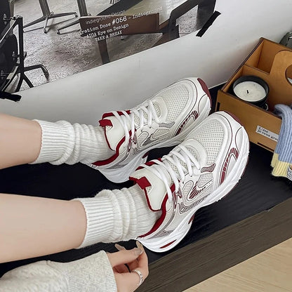 Stützende und trendige orthopädische Schuhe