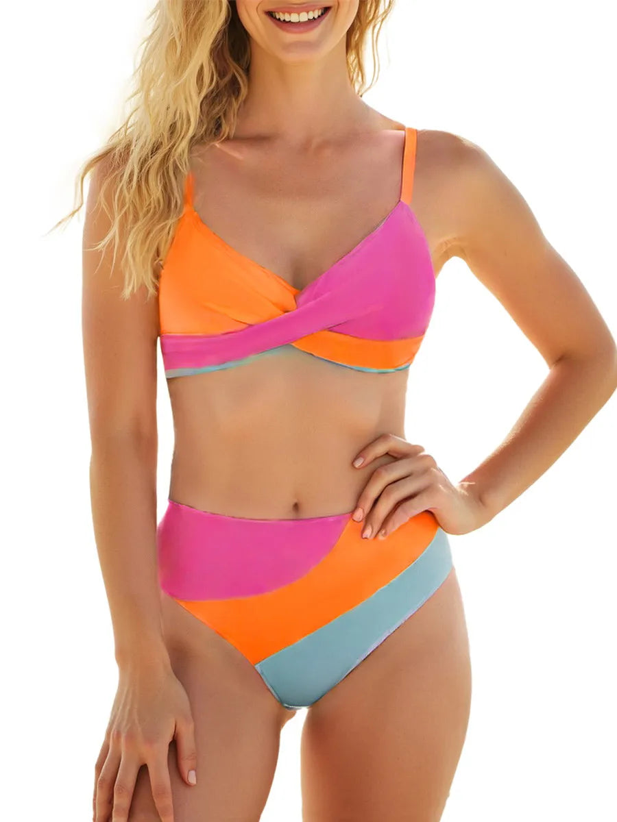 Poliert und verspielt Bikini