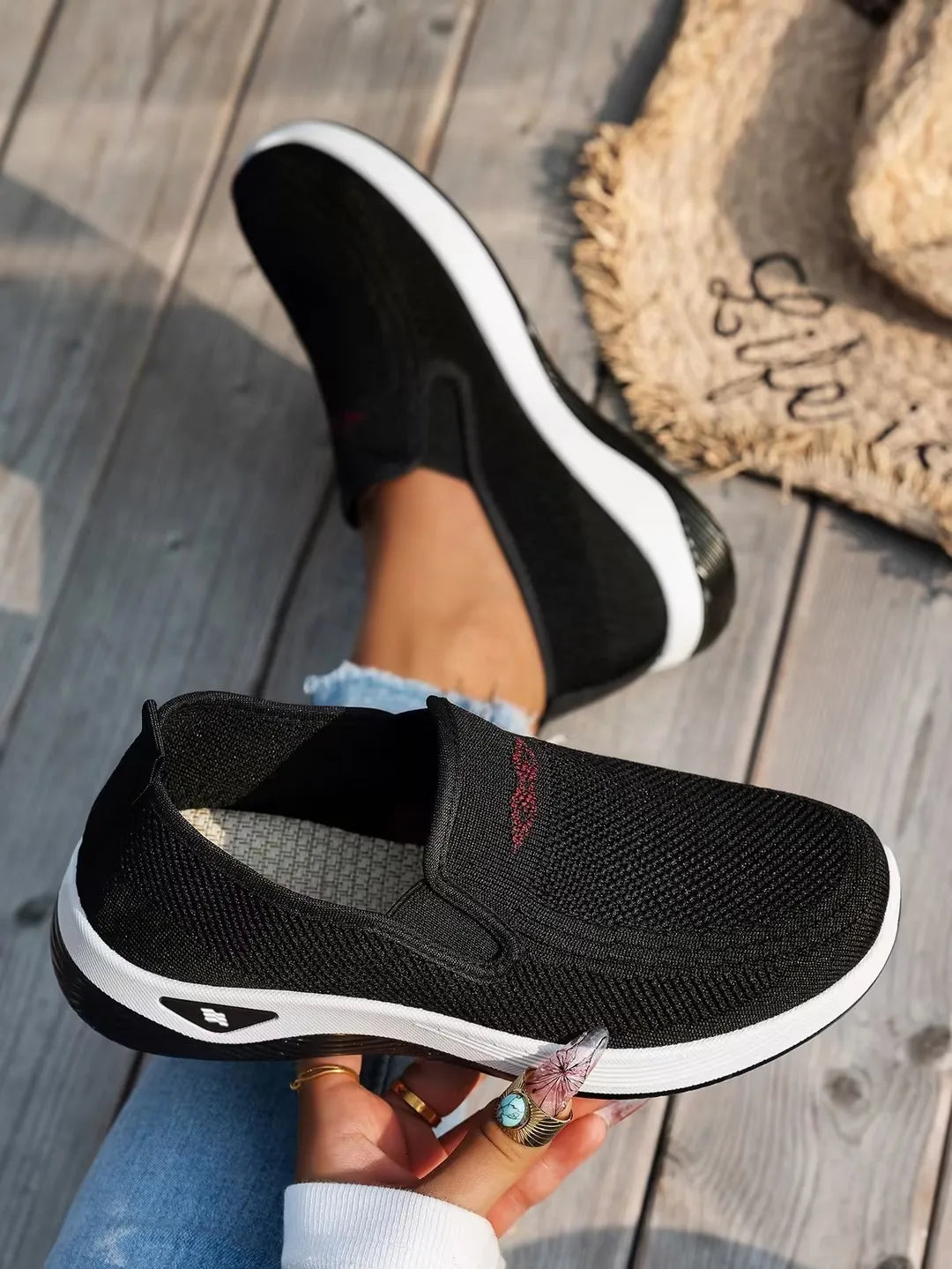 Modische und stützende orthopädische Schuhe