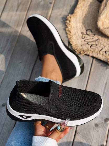 Modische und stützende orthopädische Schuhe