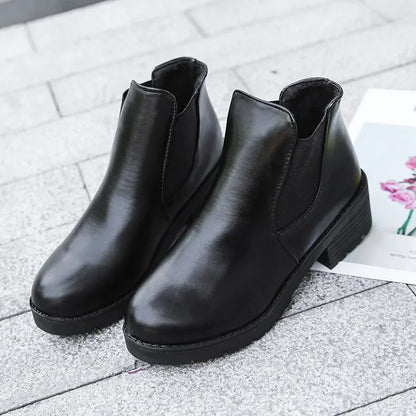 Stützende und stilvolle orthopädische Stiefel