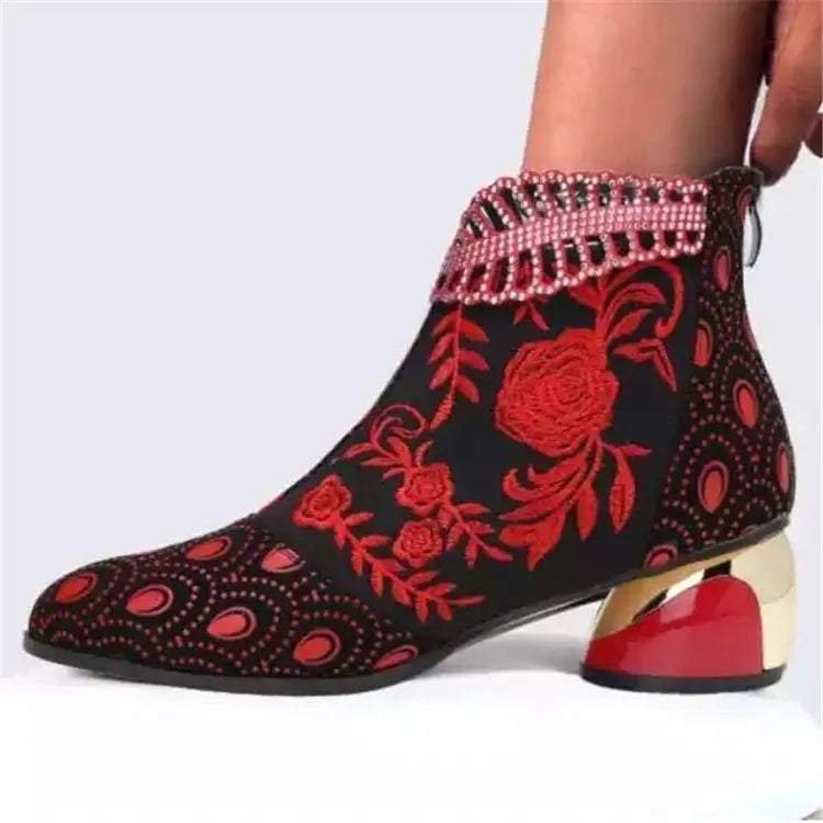 Vielseitige und stützende orthopädische Stiefel