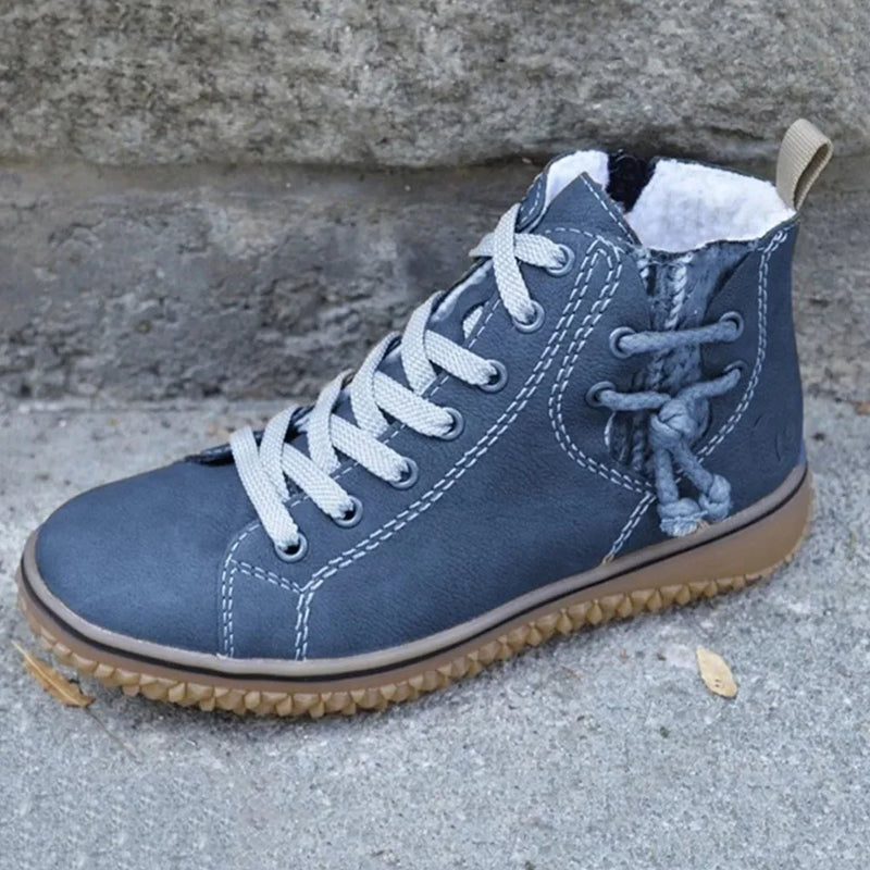 Lässige und stützende orthopädische Stiefel
