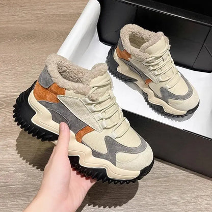 Bequeme und modische orthopädische Stiefel