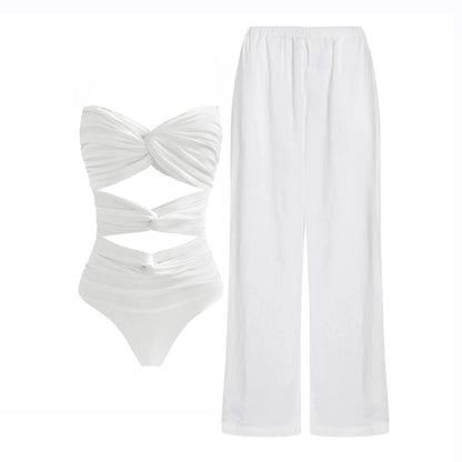 Casually Bikini With a Refined Edge