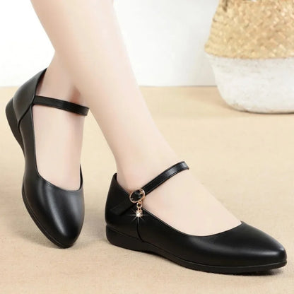 Elegante und stützende orthopädische Schuhe