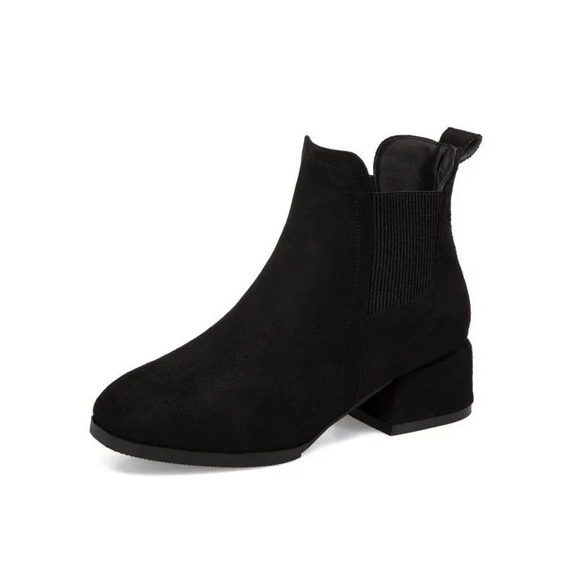 Vielseitige und stützende orthopädische Stiefel