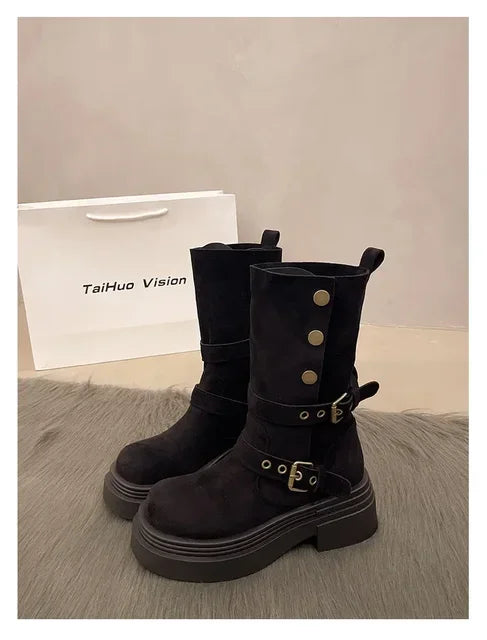 Maßgeschneiderte und bequeme orthopädische Stiefel