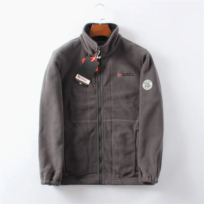 Klassisch gestaltete Jacke