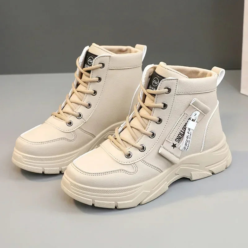 Stützende und stilvolle orthopädische Turnschuhe