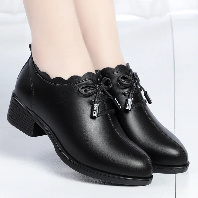 Bequeme und modische orthopädische Schuhe