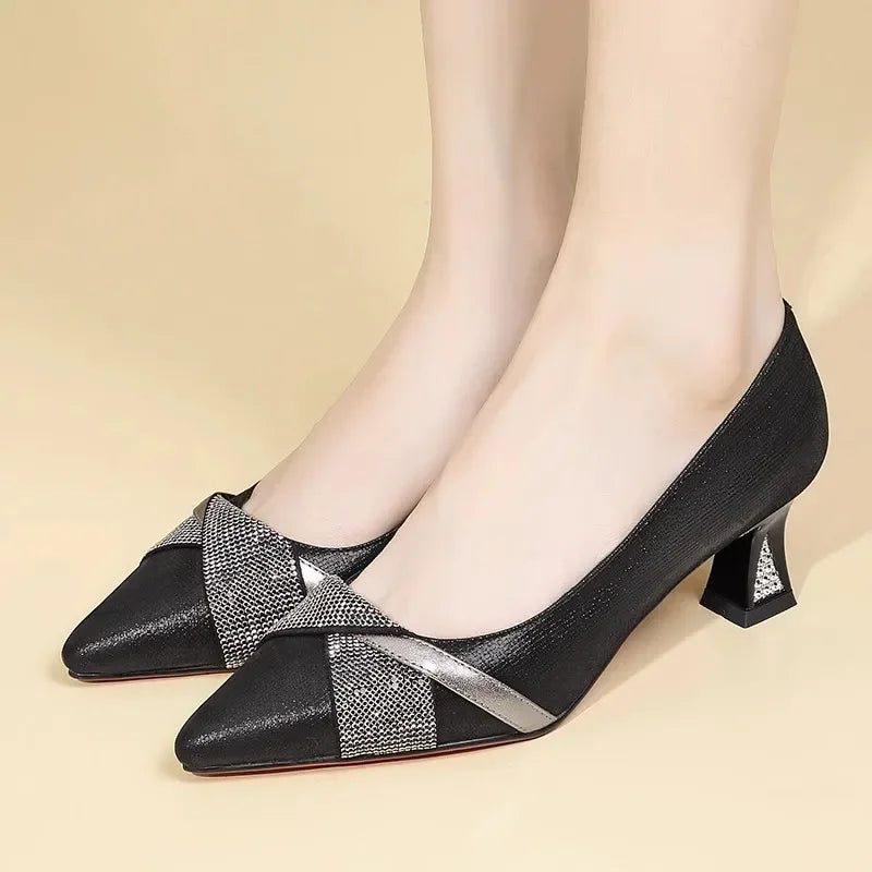 Bequeme und modische orthopädische Schuhe