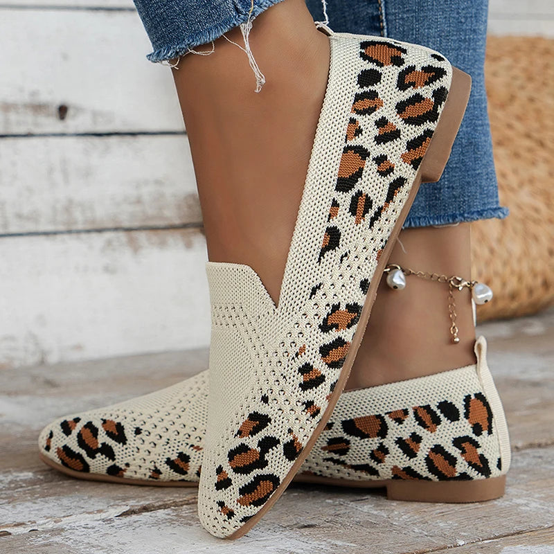 Stützende und stilvolle orthopädische Turnschuhe