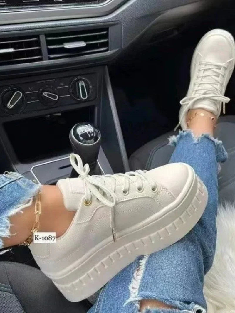 Stützende und stilvolle orthopädische Turnschuhe