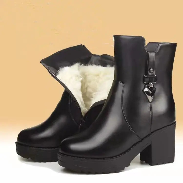 Stützende und stilvolle orthopädische Stiefel
