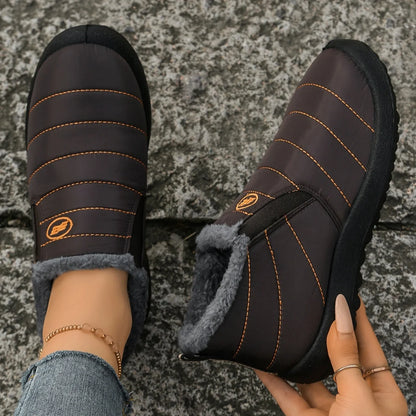 Bequeme und modische orthopädische Stiefel