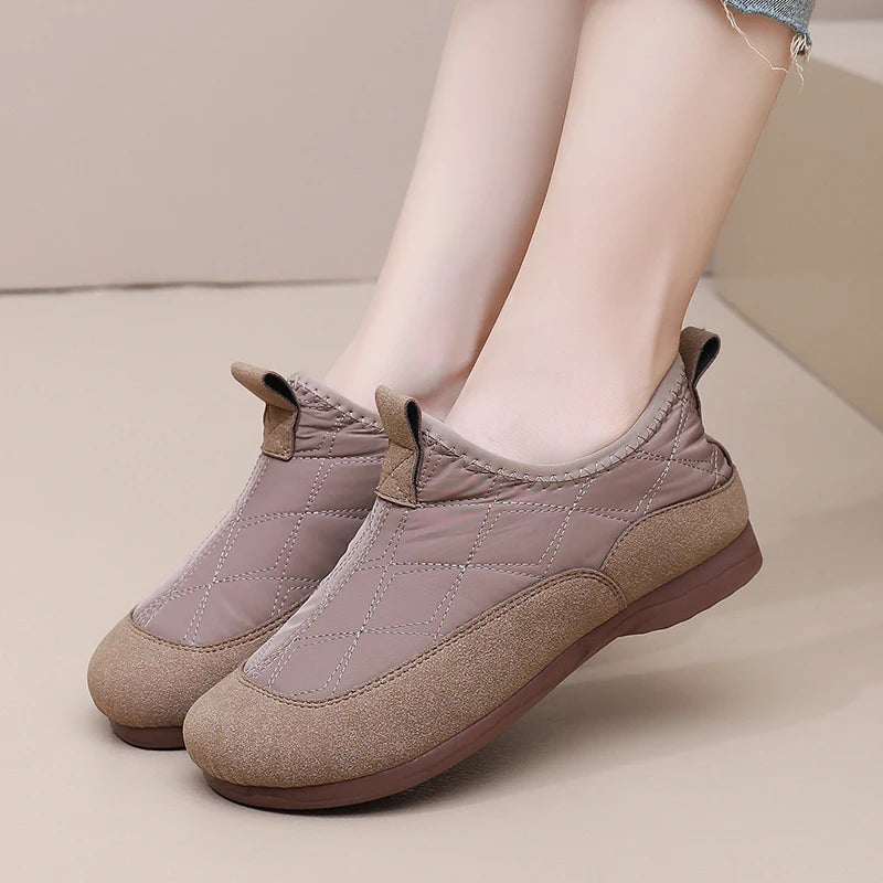 Bequeme und modische orthopädische Stiefel