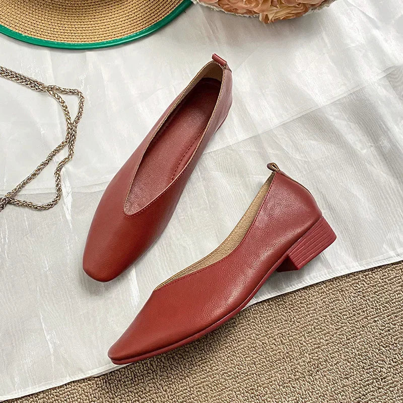 Stützende und trendige orthopädische Slipper