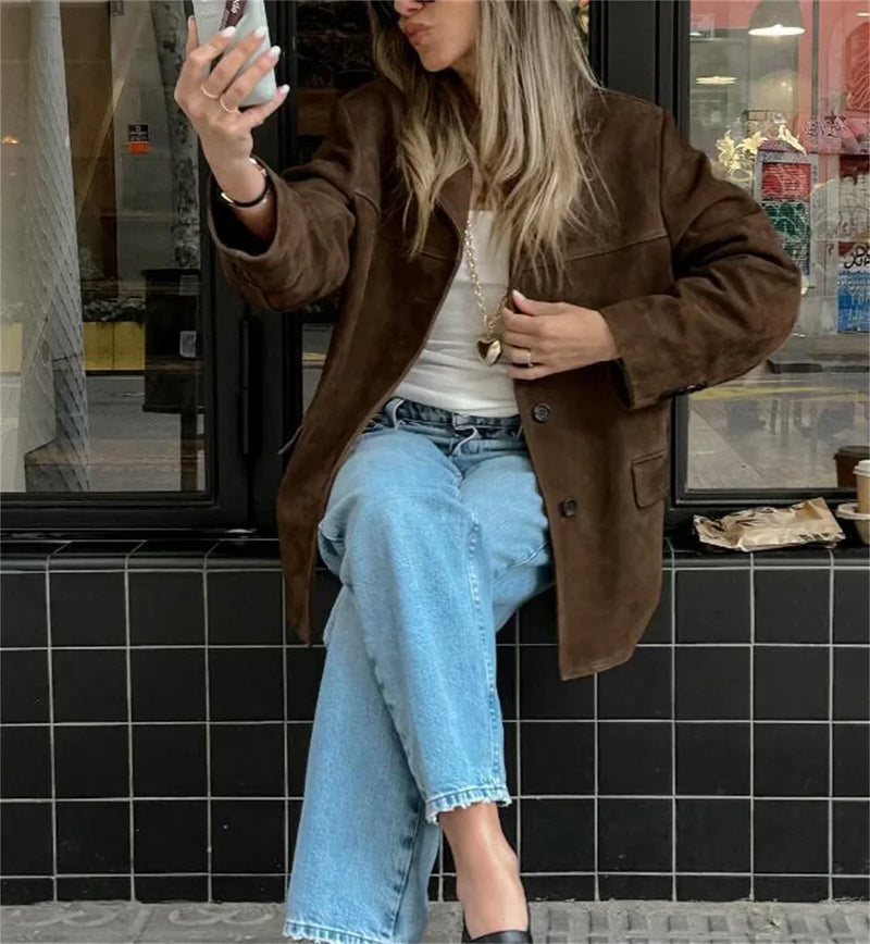 Klassisch gestaltete Jacke