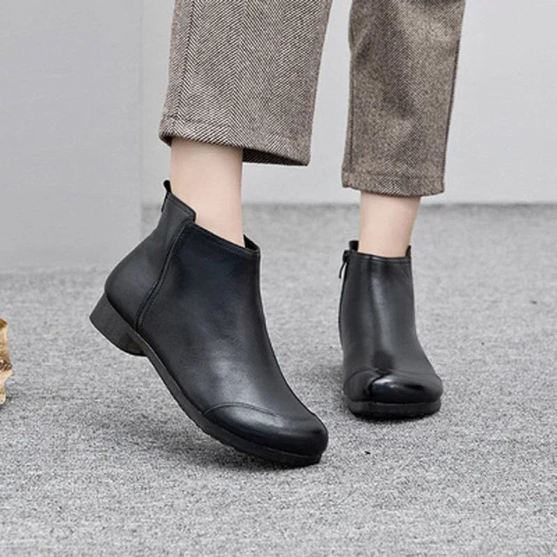 Maßgeschneiderte und bequeme orthopädische Stiefel