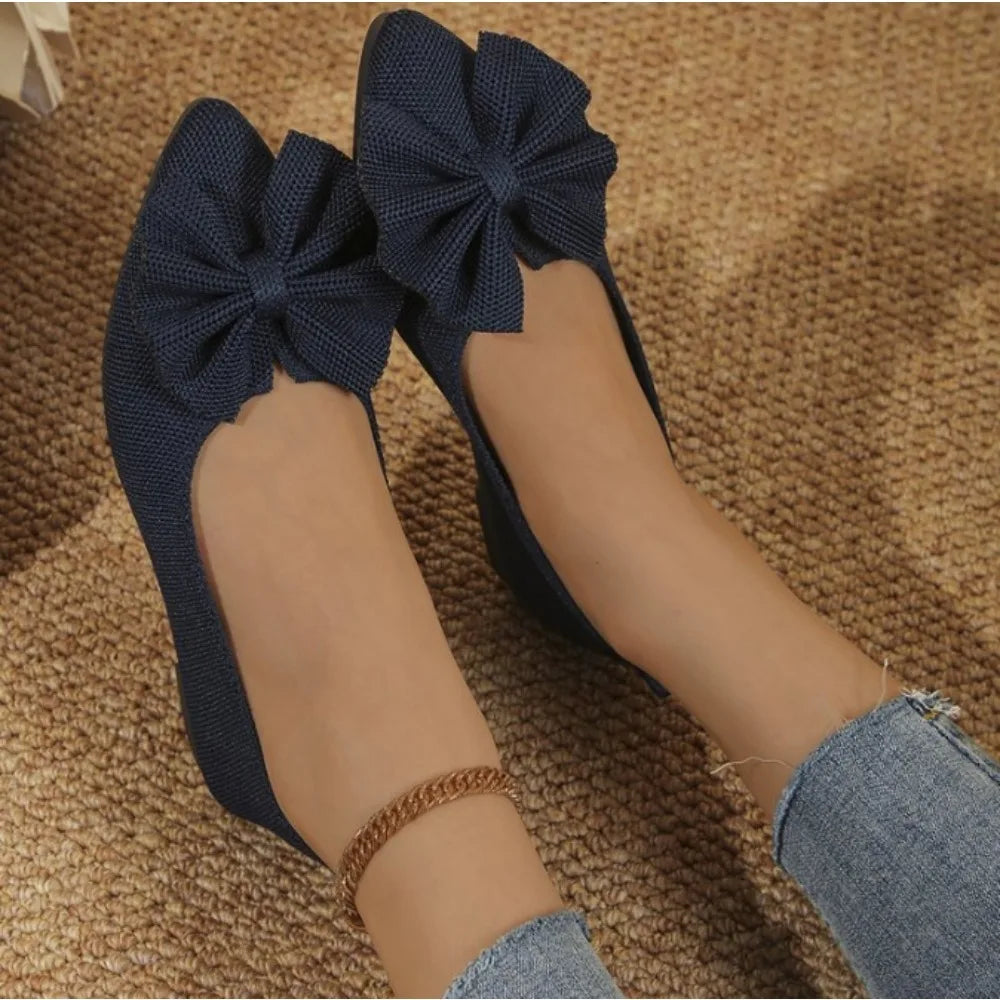 Stützende und stilvolle orthopädische Sandalen