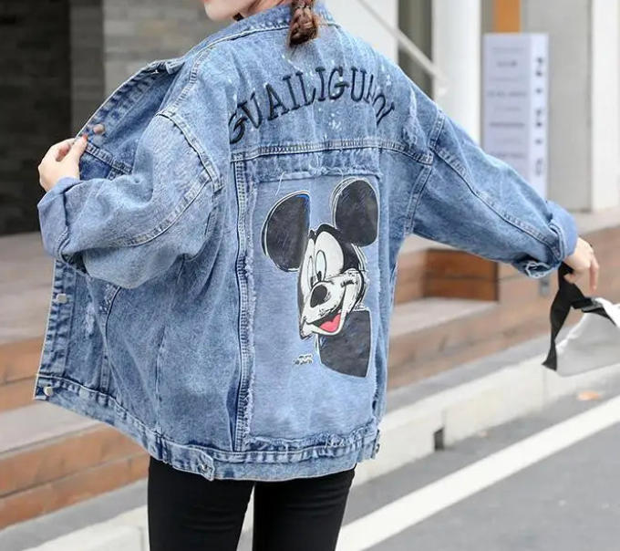 Anmutig gestaltete Jacke