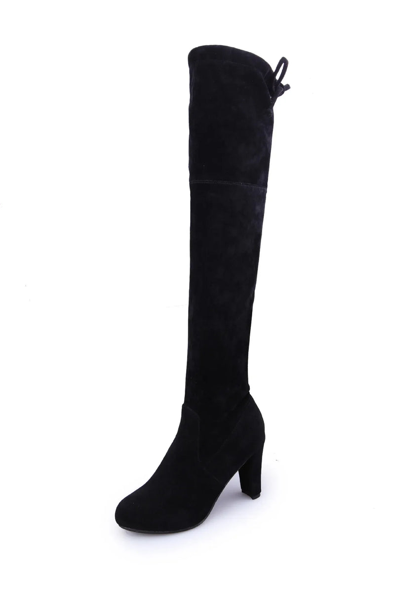 Stützende und stilvolle orthopädische Stiefel