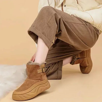 Lässige und stützende orthopädische Stiefel