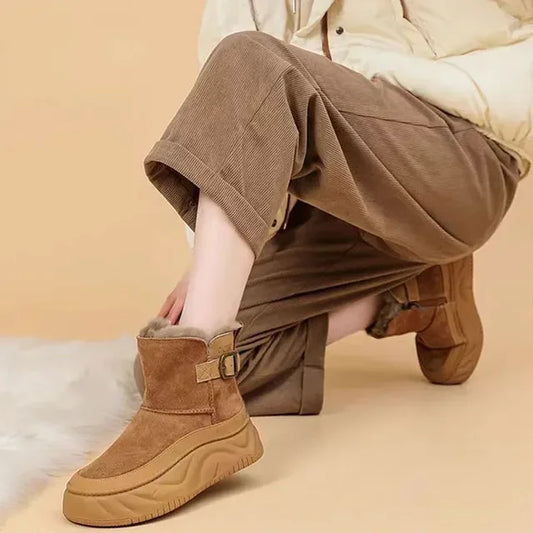 Lässige und stützende orthopädische Stiefel