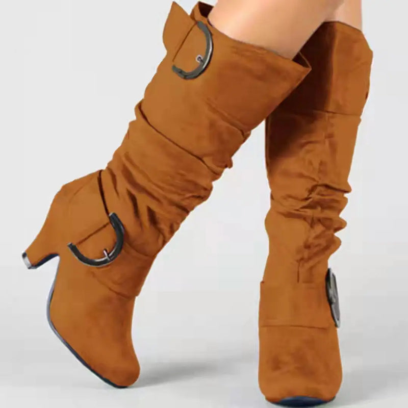 Modische und stützende orthopädische Stiefel