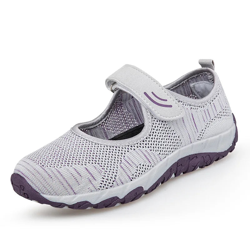 Modische und stützende orthopädische Turnschuhe