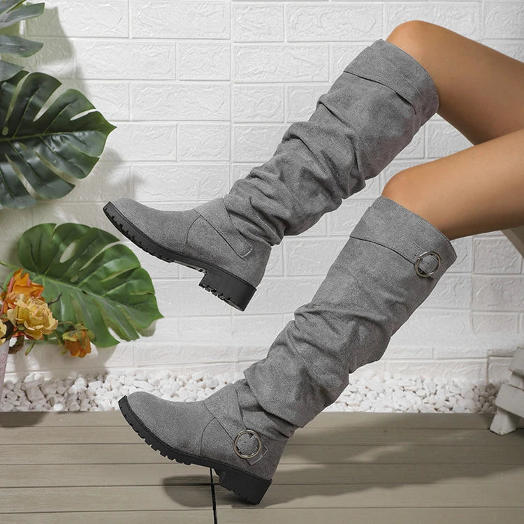 Maßgeschneiderte und bequeme orthopädische Stiefel
