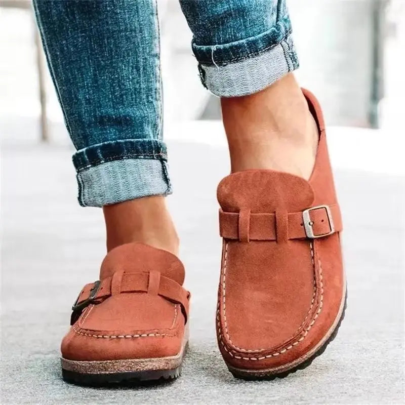 Lässige und stützende orthopädische Sandalen