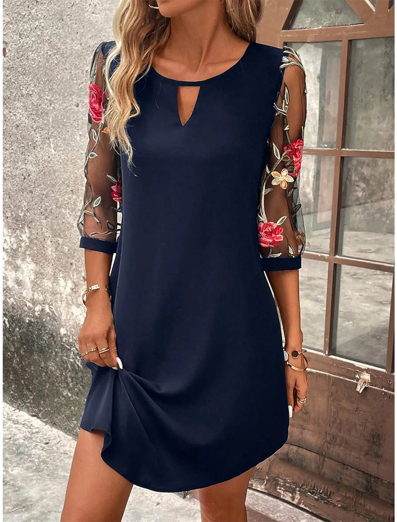Raffiniert und strahlend Kleid