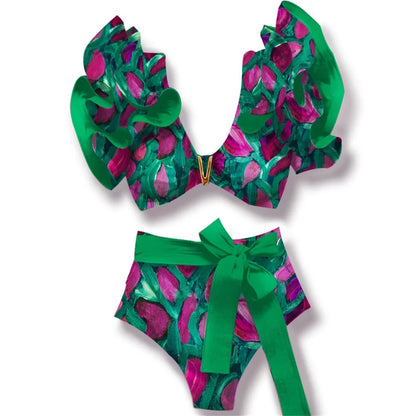 Casually Bikini With a Refined Edge
