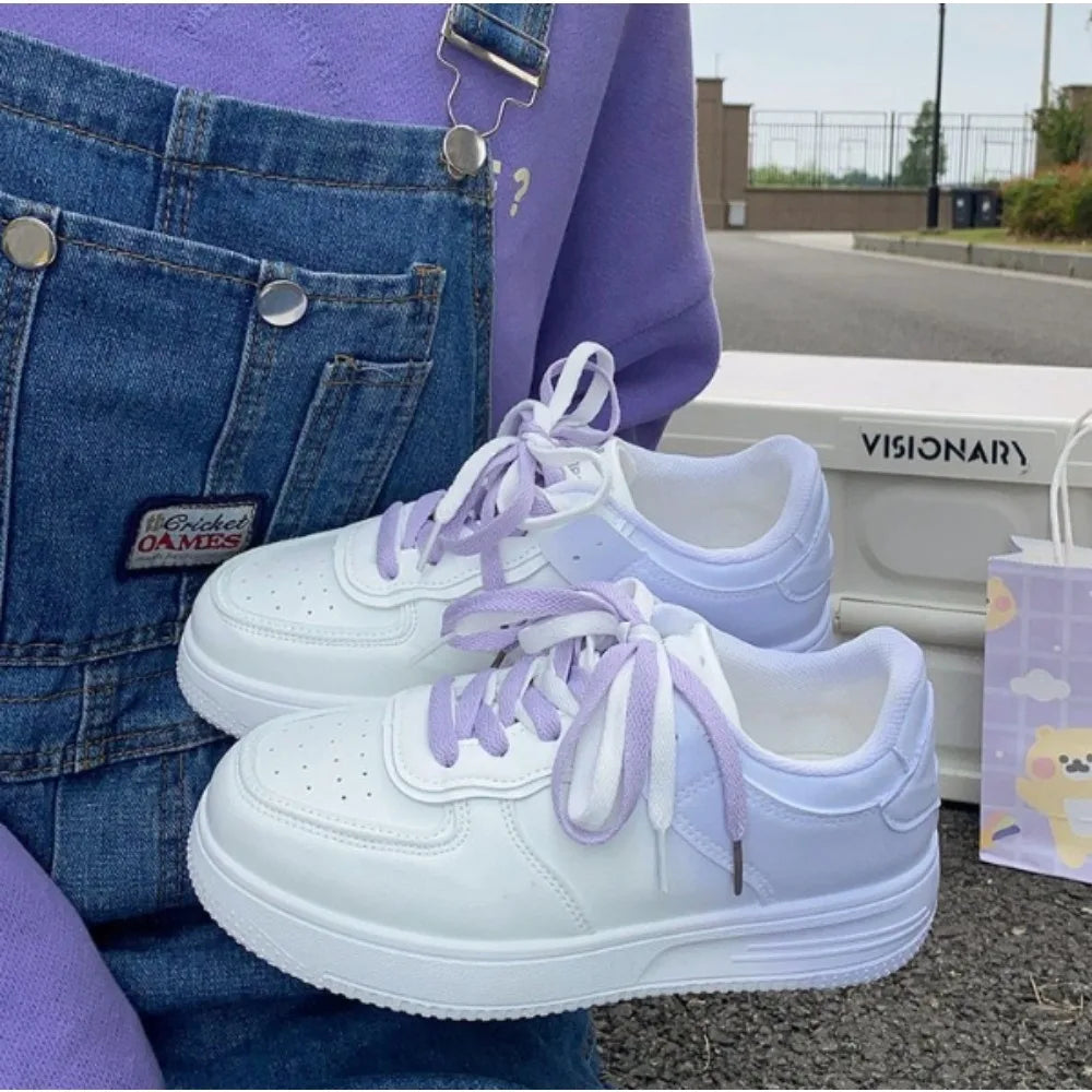 Stützende und stilvolle orthopädische Turnschuhe