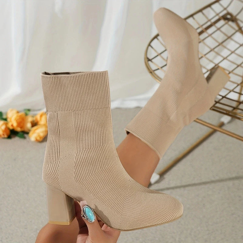 Vielseitige und stützende orthopädische Stiefel
