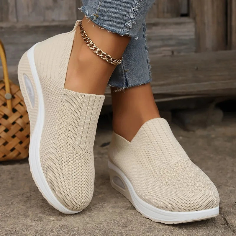 Elegante und stützende orthopädische Turnschuhe