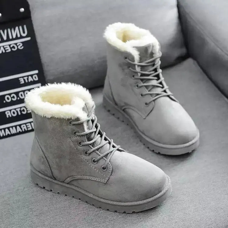 Lässige und stützende orthopädische Stiefel