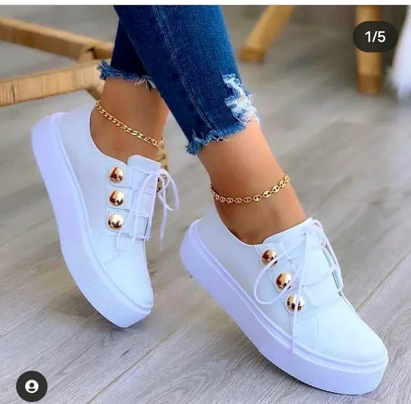 Elegante und stützende orthopädische Turnschuhe
