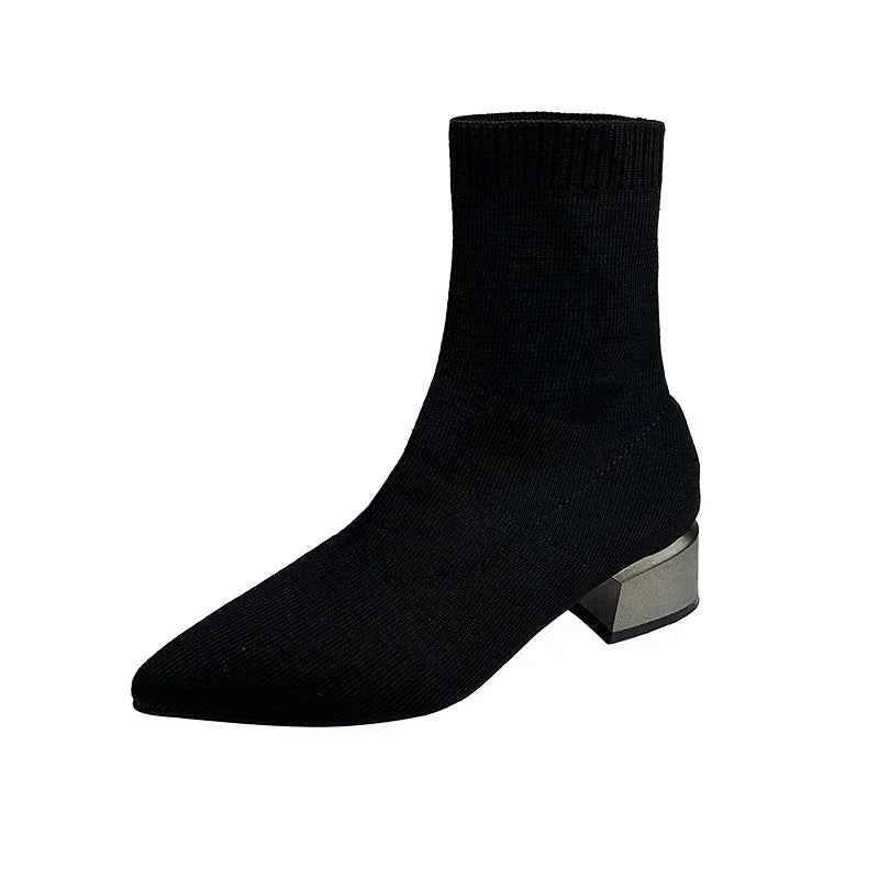 Elegante und stützende orthopädische Absätze