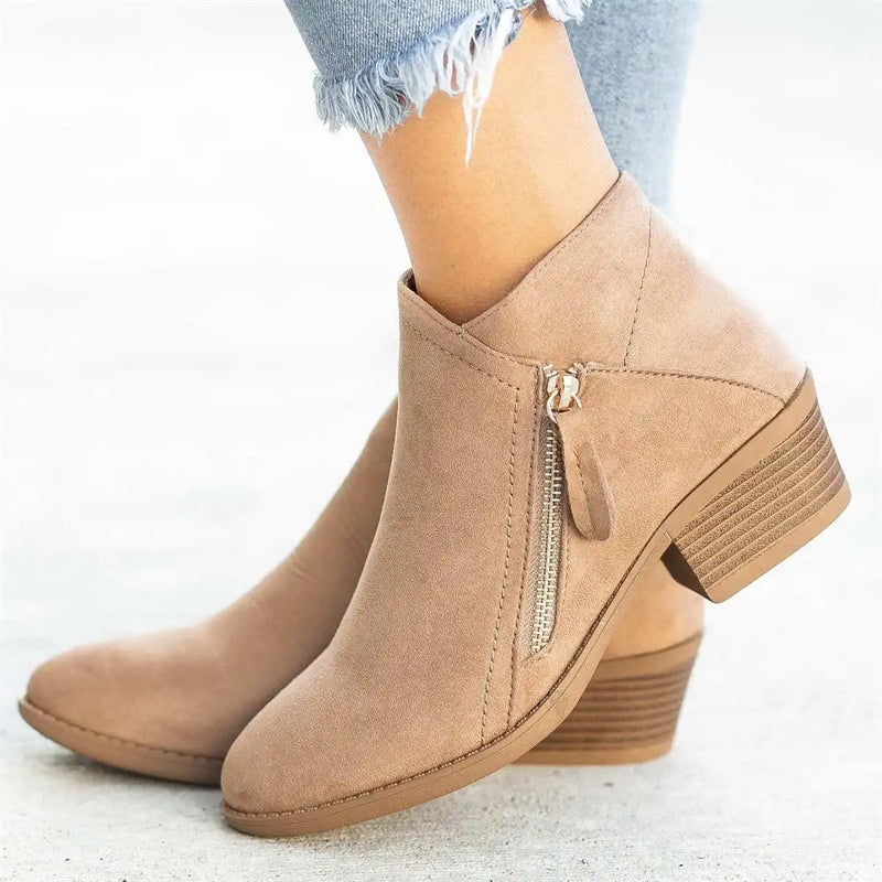 Maßgeschneiderte und bequeme orthopädische Stiefel