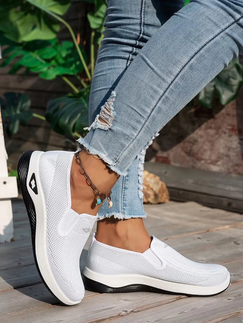 Modische und stützende orthopädische Schuhe