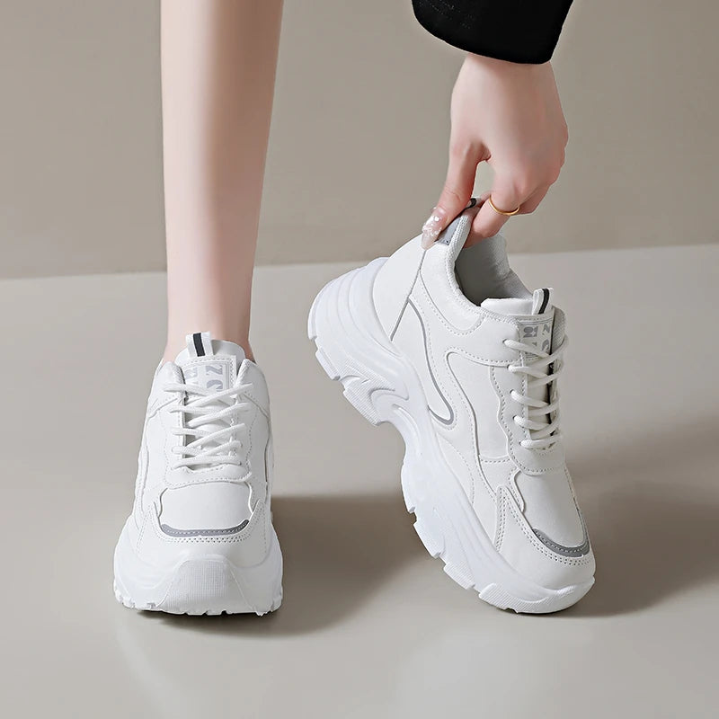 Elegante und stützende orthopädische Turnschuhe