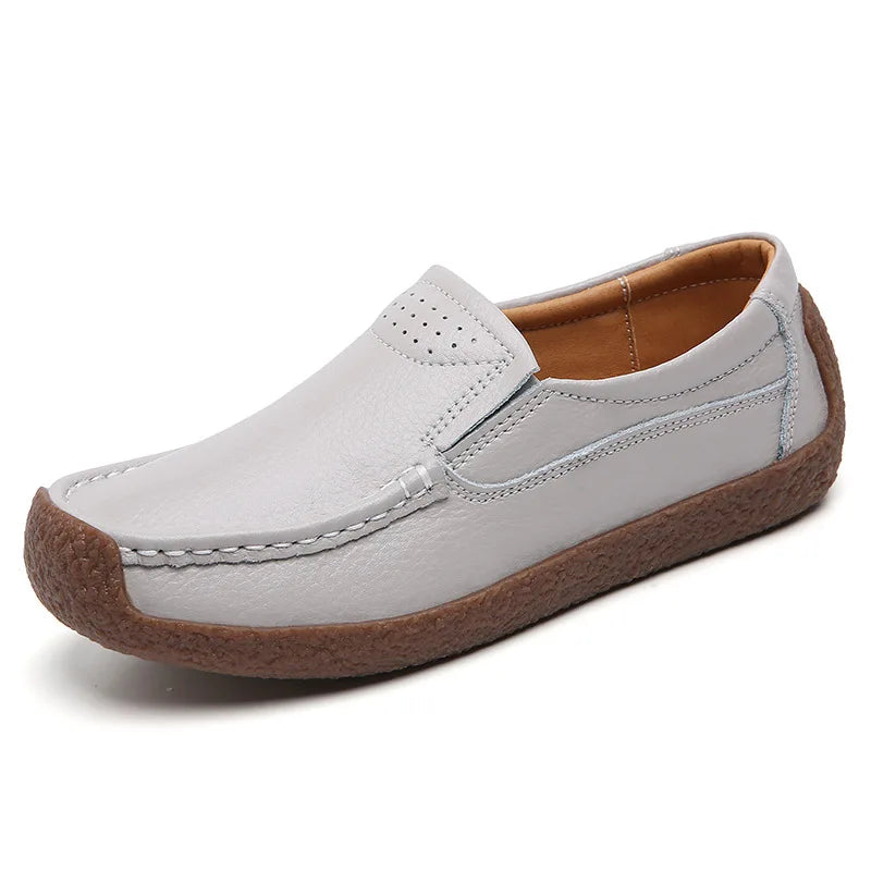 Elegante und stützende orthopädische Slipper
