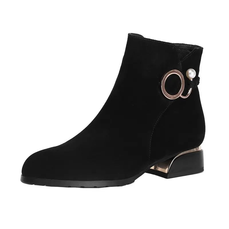 Maßgeschneiderte und bequeme orthopädische Stiefel