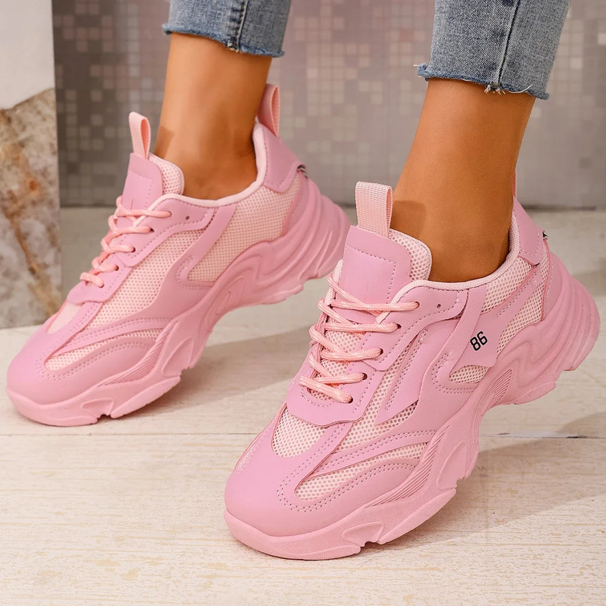 Vielseitige und stützende orthopädische Turnschuhe